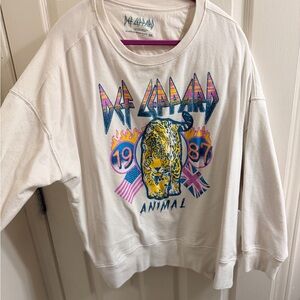 Def Leppard Graphic Sweatshirt